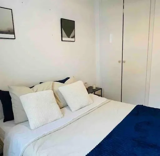 Moderno Com Jardim Av. Da Liberdade Апартаменты